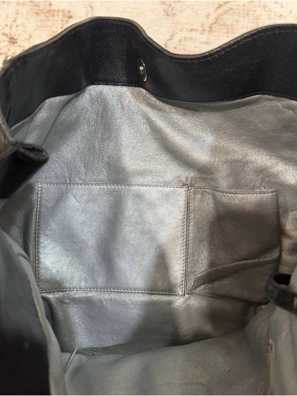 CHANEL Glazed Caviar Modern Chain Tote